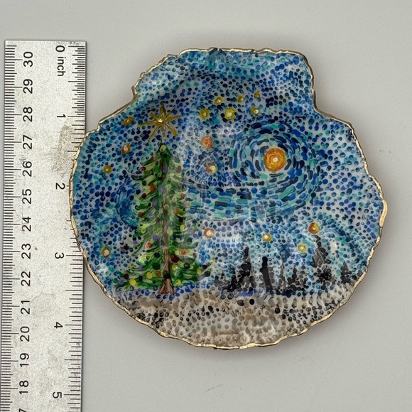 Handmade Starry Winter Night Real Scallop shell - Picture 3 of 5